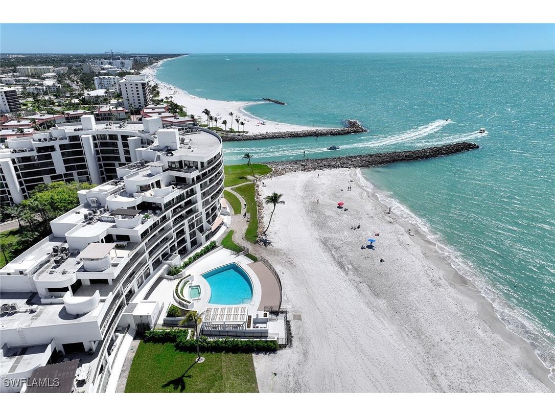 2389 Gulf Shore Boulevard N #302 Naples FL 34103 225076314 image32