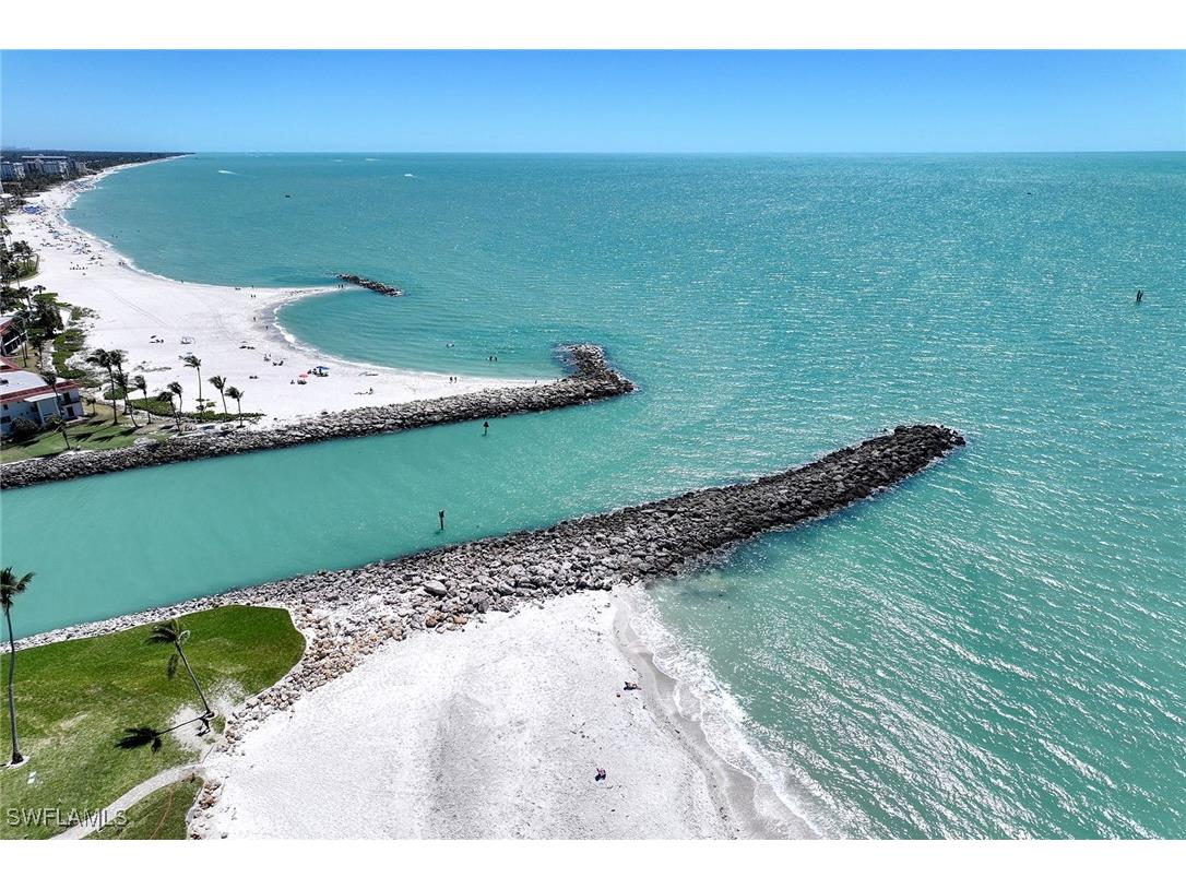 2389 Gulf Shore Boulevard N #302 Naples FL 34103 225076314 image36