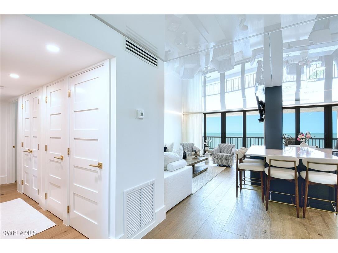2389 Gulf Shore Boulevard N #302 Naples FL 34103 225076314 image7