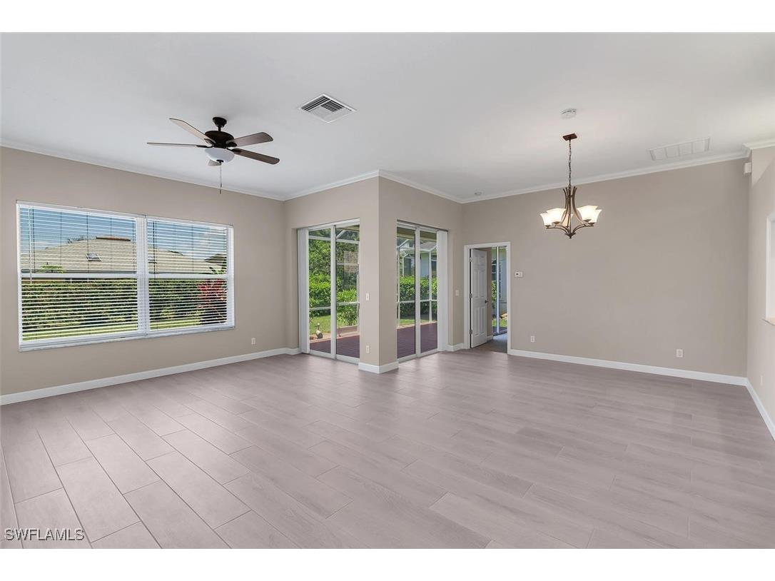2389 Piccadilly Circus Naples FL 34112 225084394 image9