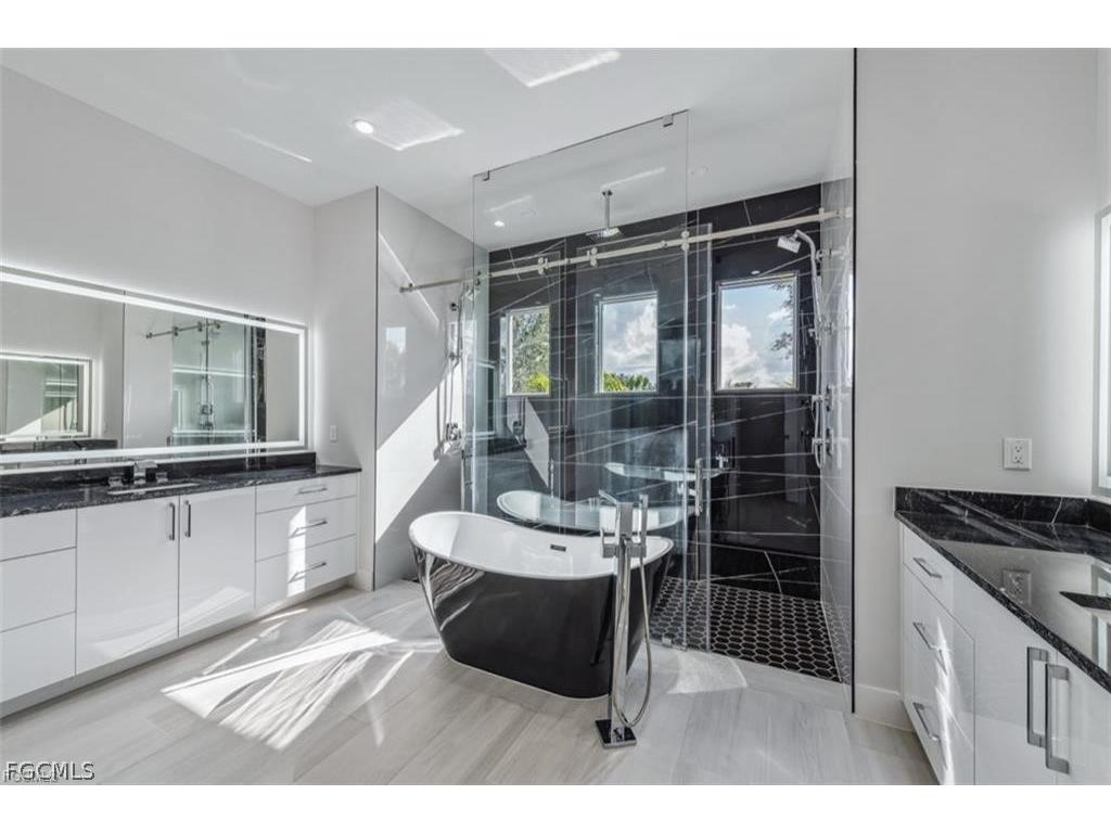 239 20th Avenue NE Naples FL 34120 2026009434 image23