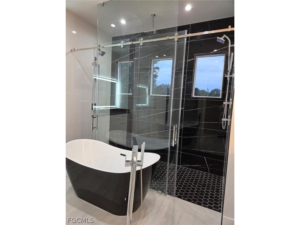 239 20th Avenue NE Naples FL 34120 2026009434 image24