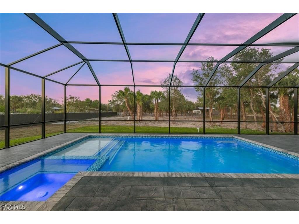 239 20th Avenue NE Naples FL 34120 2026009434 image7