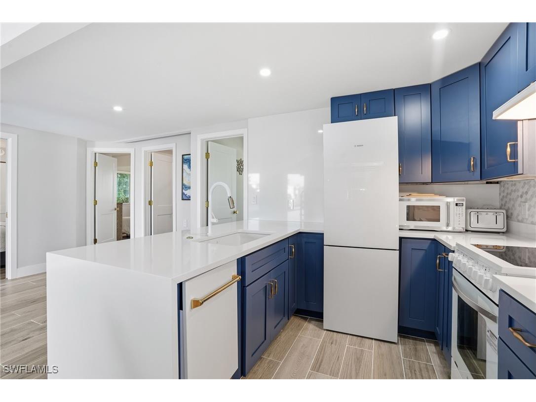 239 Curlew Street Fort Myers Beach FL 33931 225076645 image13