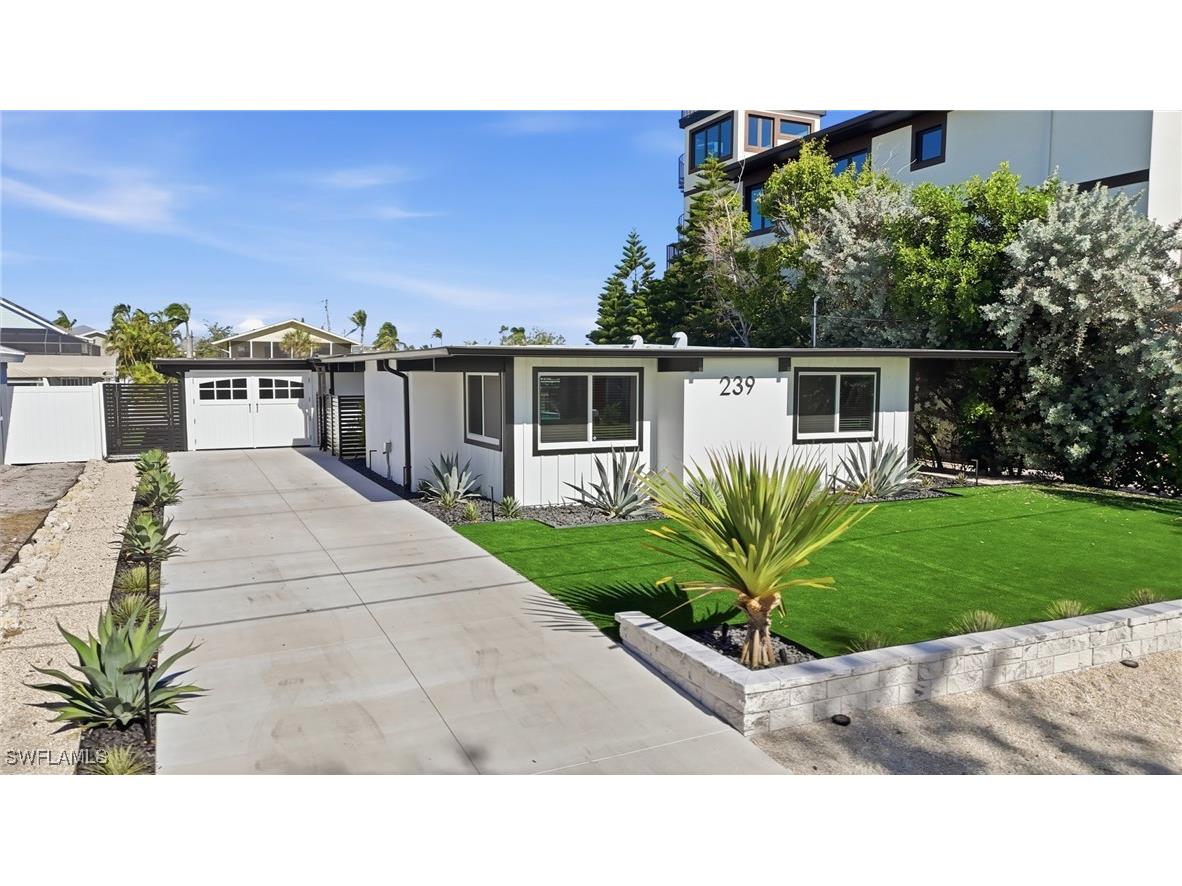 239 Curlew Street Fort Myers Beach FL 33931 225076645 image3