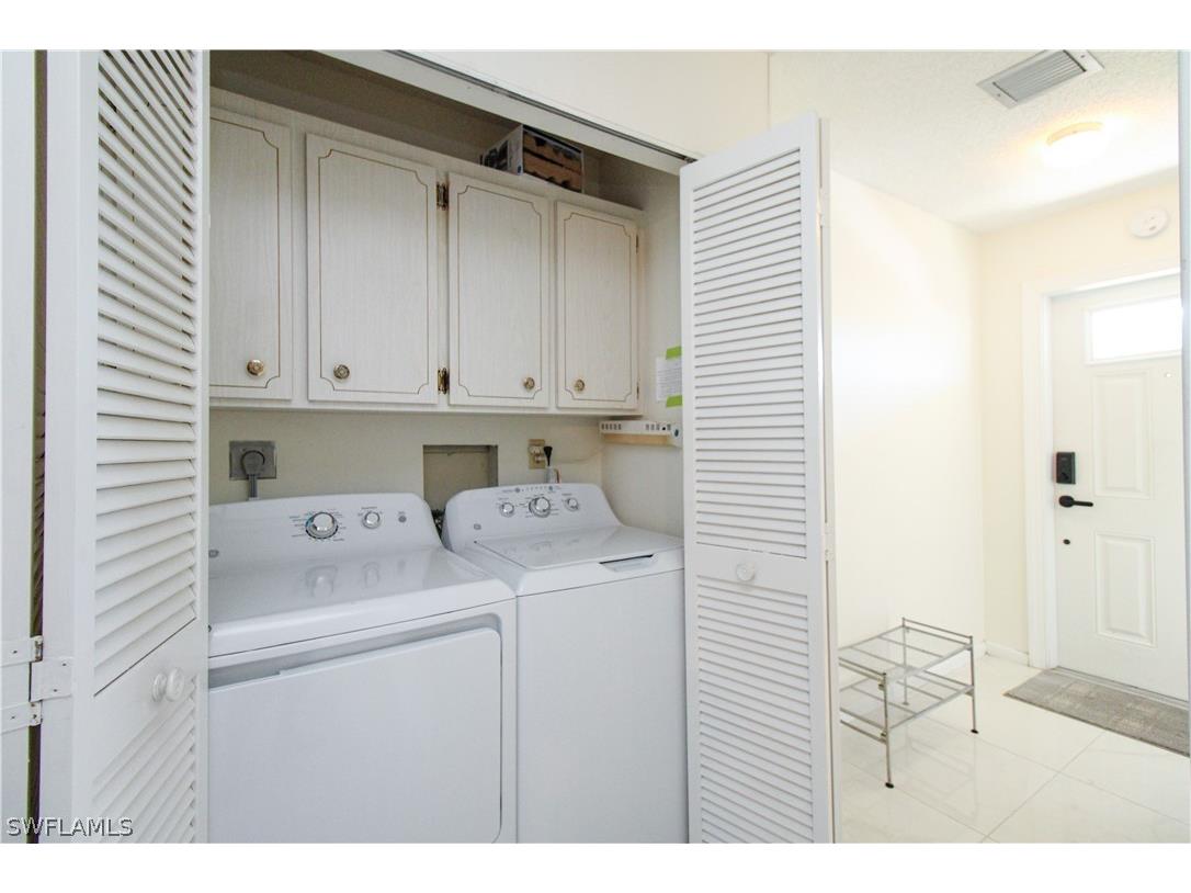 239 Palm Drive #2 Naples FL 34112 226012532 image9