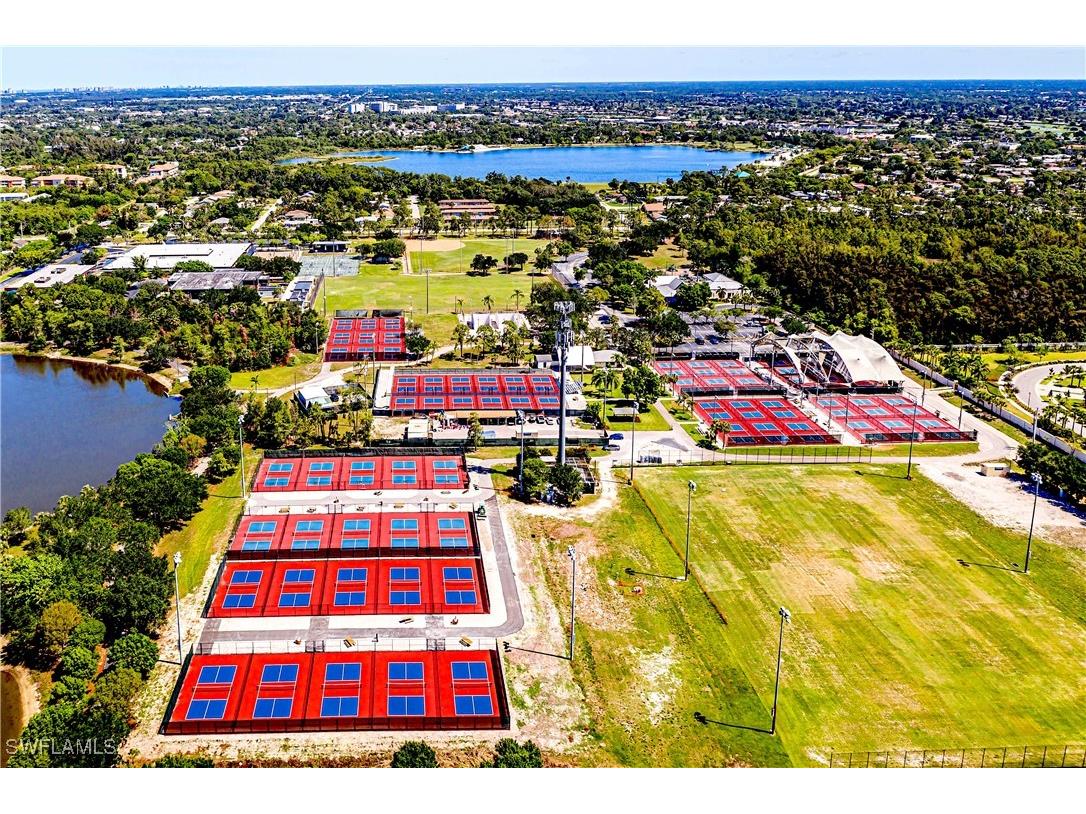 239 Torrey Pines Point Naples FL 34113 225046378 image40