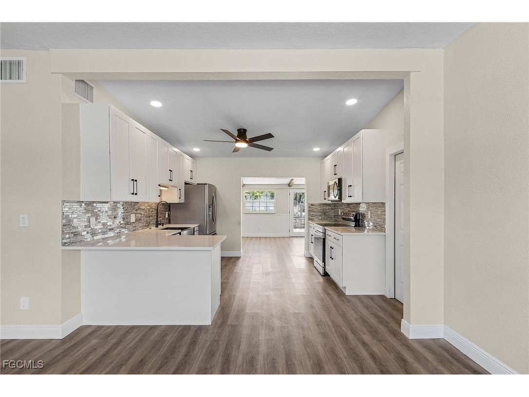 2390 Oleander Street Saint James City FL 33956 2025022633 image6