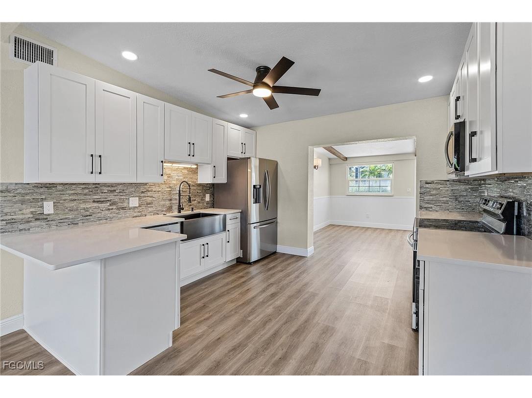 2390 Oleander Street Saint James City FL 33956 2025022633 image7