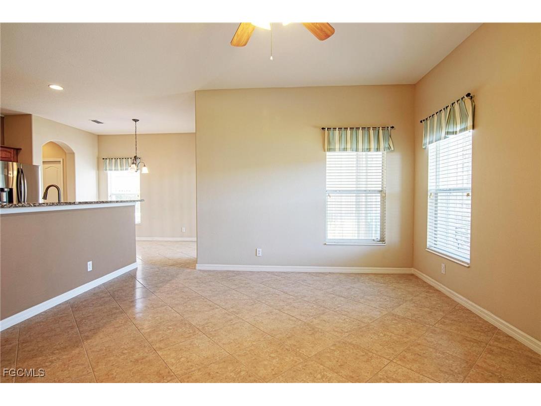 2390 Verdmont Court Cape Coral FL 33991 2025018393 image8