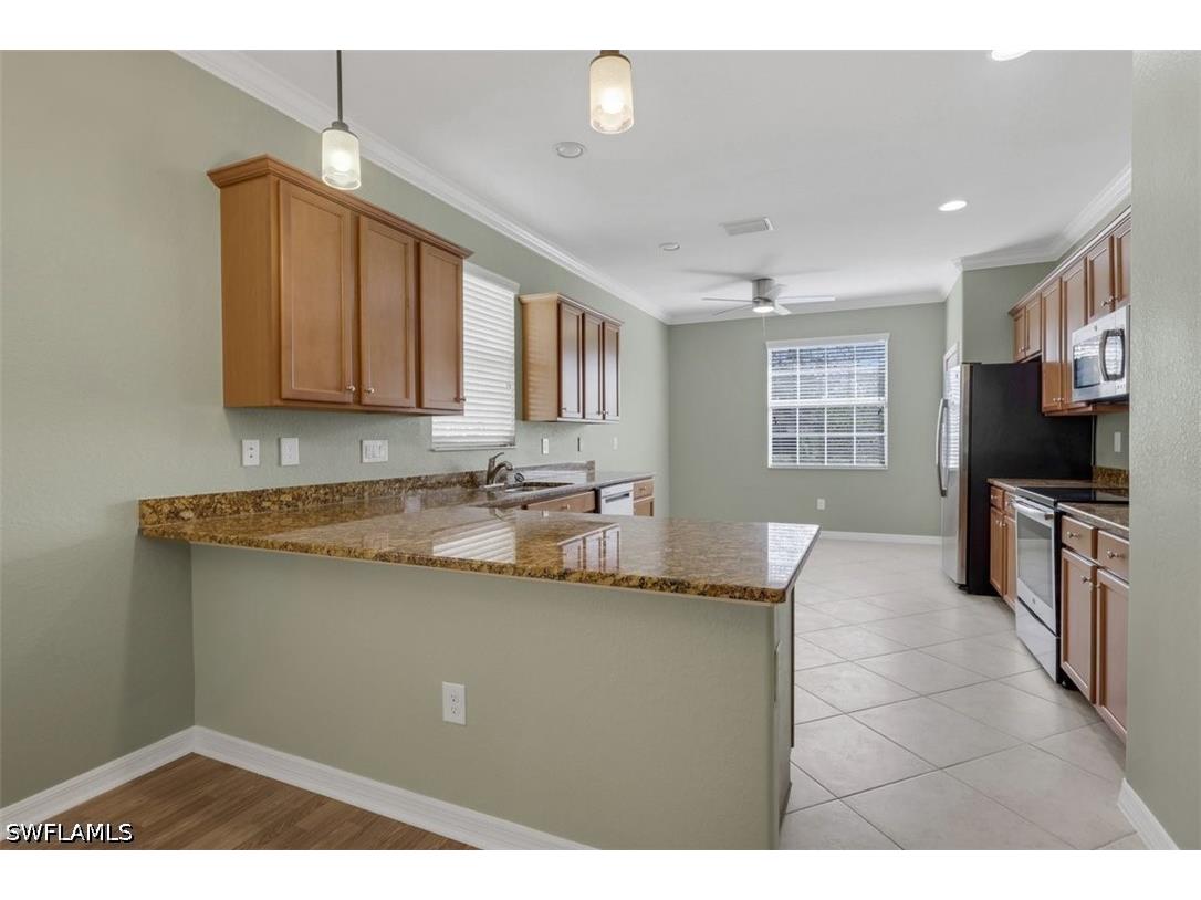 2391 Heydon Circle E Naples FL 34120 226018936 image11