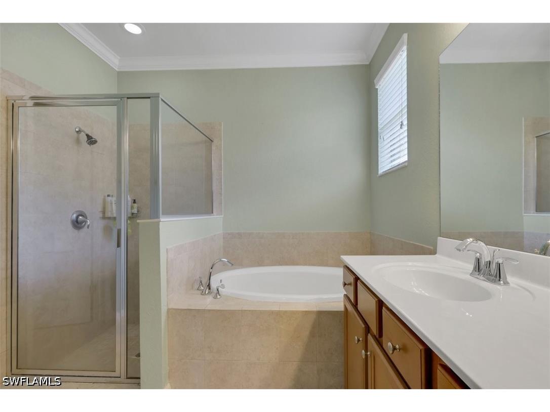2391 Heydon Circle E Naples FL 34120 226018936 image22