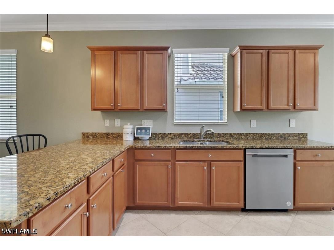 2391 Heydon Circle E Naples FL 34120 226018936 image9