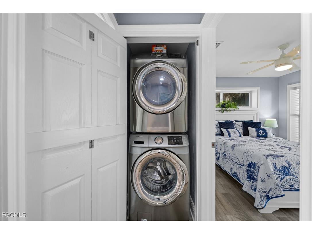 2391 Oleander Street Saint James City FL 33956 2026005449 image35