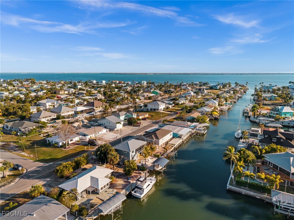 2391 Oleander Street Saint James City FL 33956 2026005449 image4