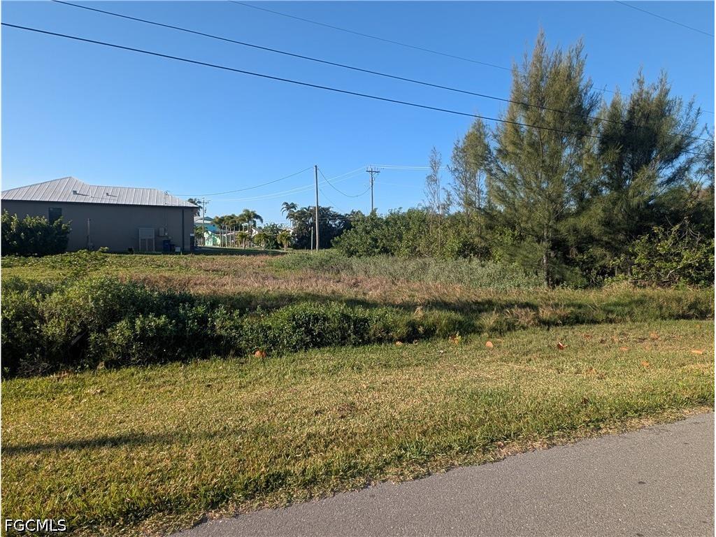 2391 Rose Avenue Other FL 33956 2026005506 image5