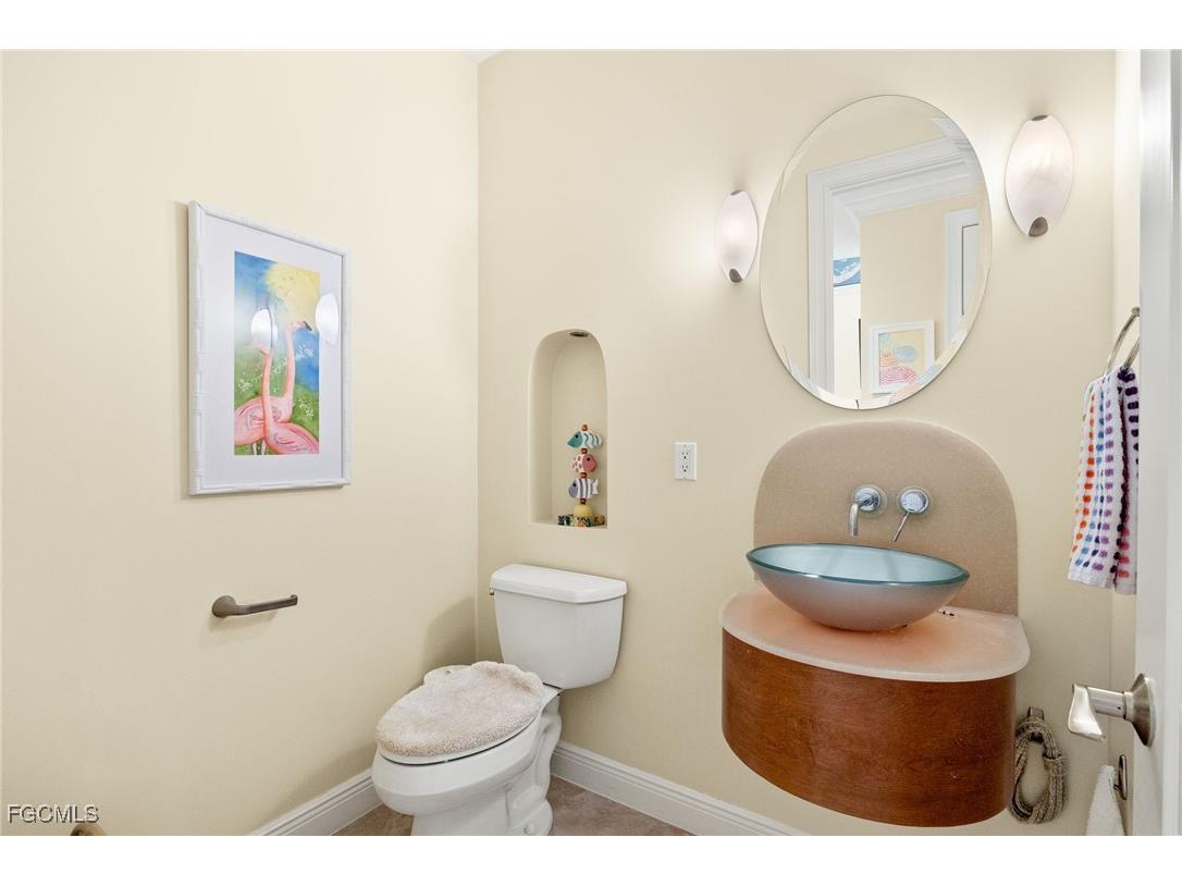 2391 Shop Road Sanibel FL 33957 2025017671 image18