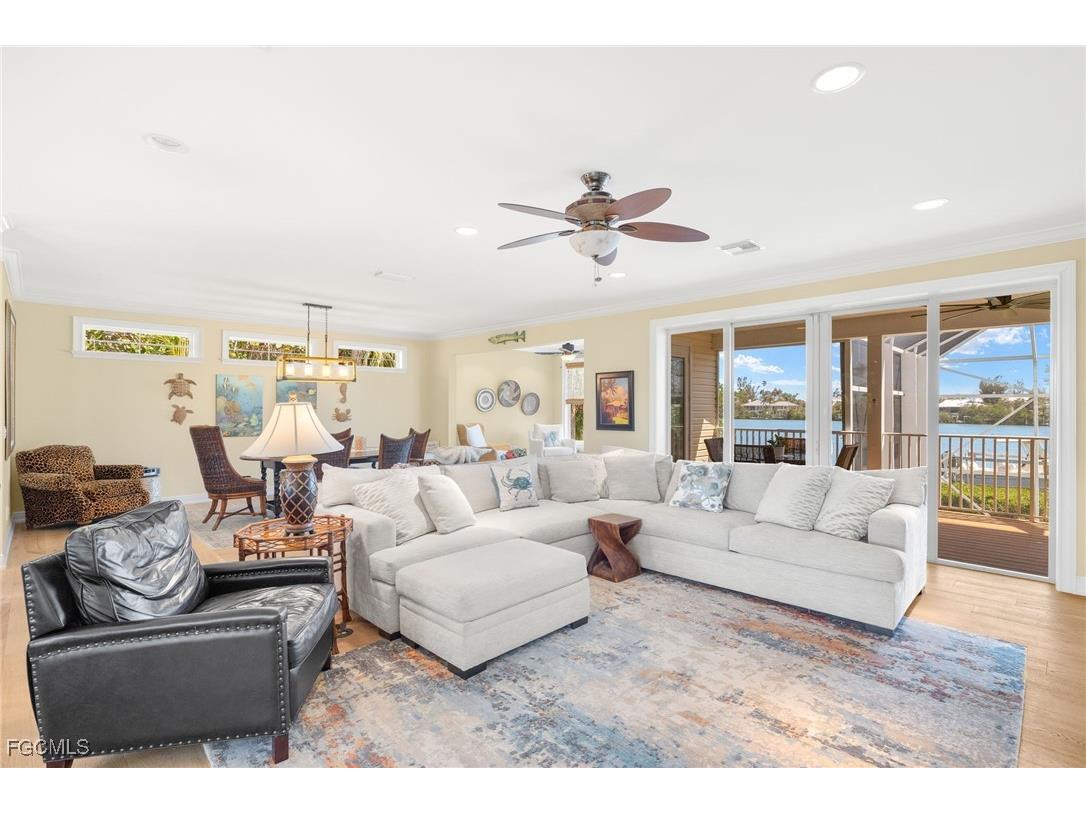 2391 Shop Road Sanibel FL 33957 2025017671 image4