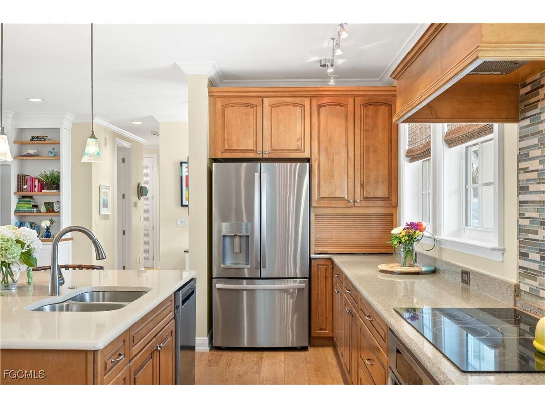 2391 Shop Road Sanibel FL 33957 2025017671 image8