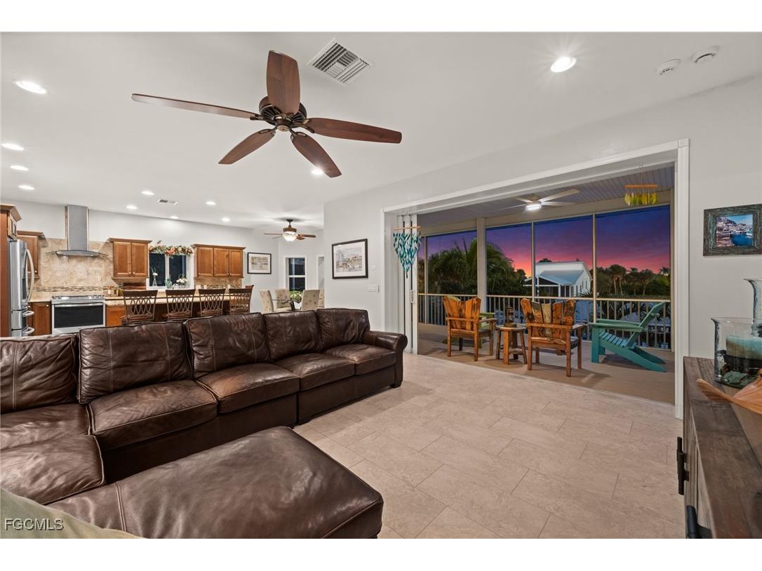 2392 Lemon Street Saint James City FL 33956 2025021102 image3