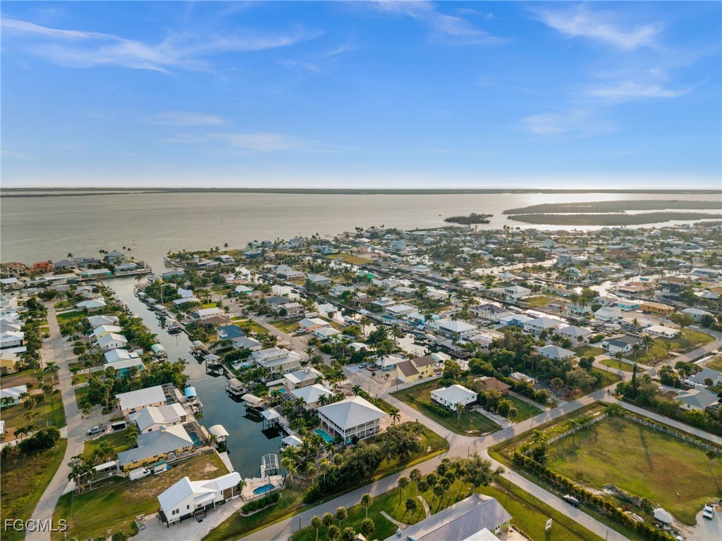 2392 Lemon Street Saint James City FL 33956 2025021102 image49