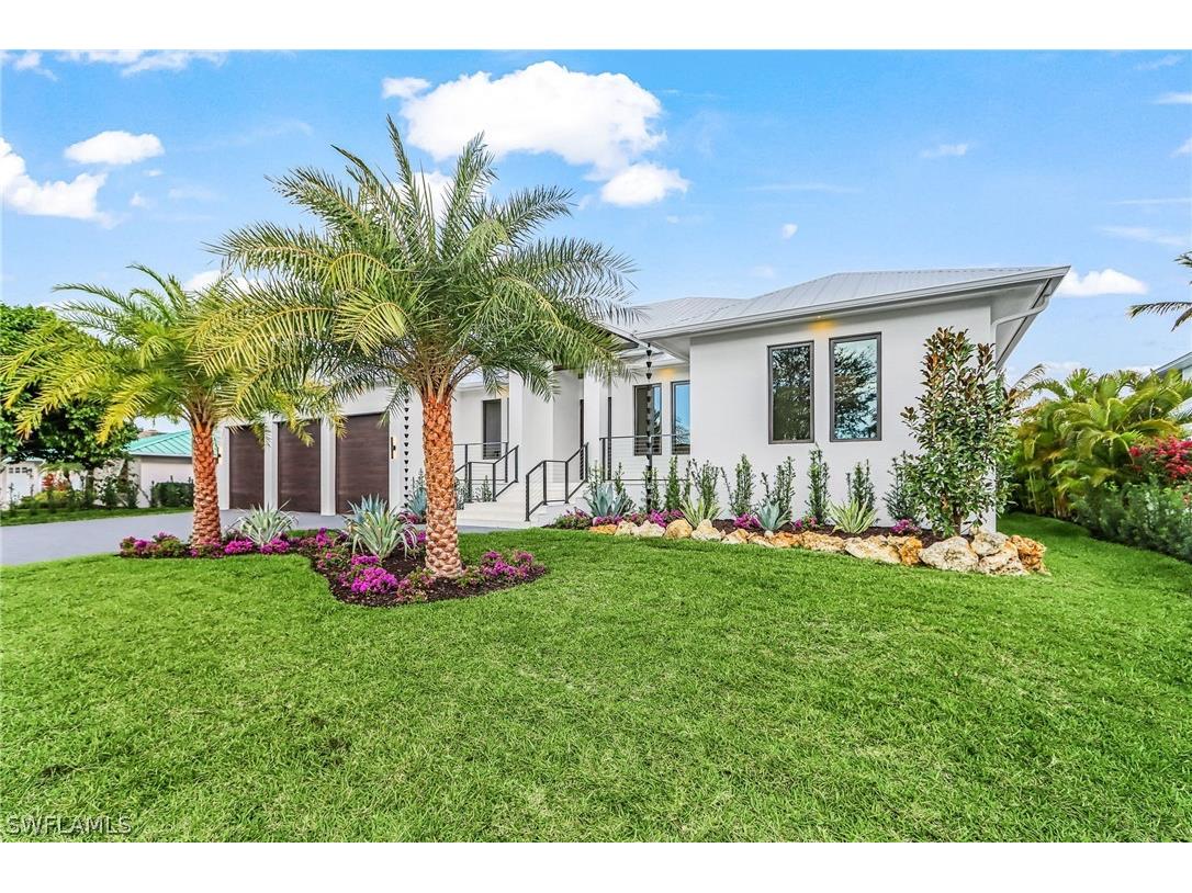 2393 Longboat Drive Naples FL 34104 226008334 image2