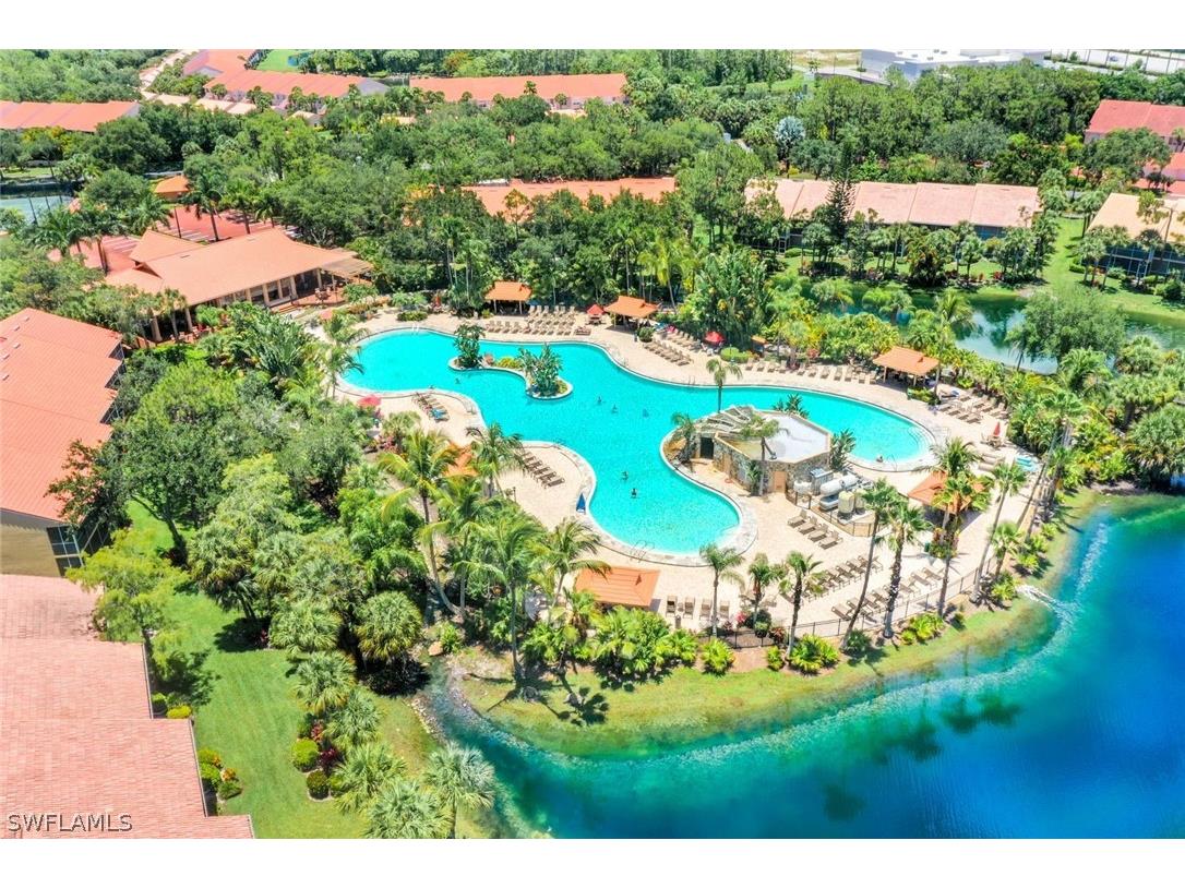 2395 Bayou Lane #7 Naples FL 34112 224055182 image1