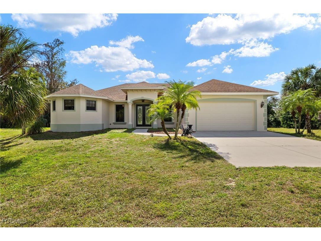23950 Linda Lee Way Fort Myers FL 33913 2025004855 image1