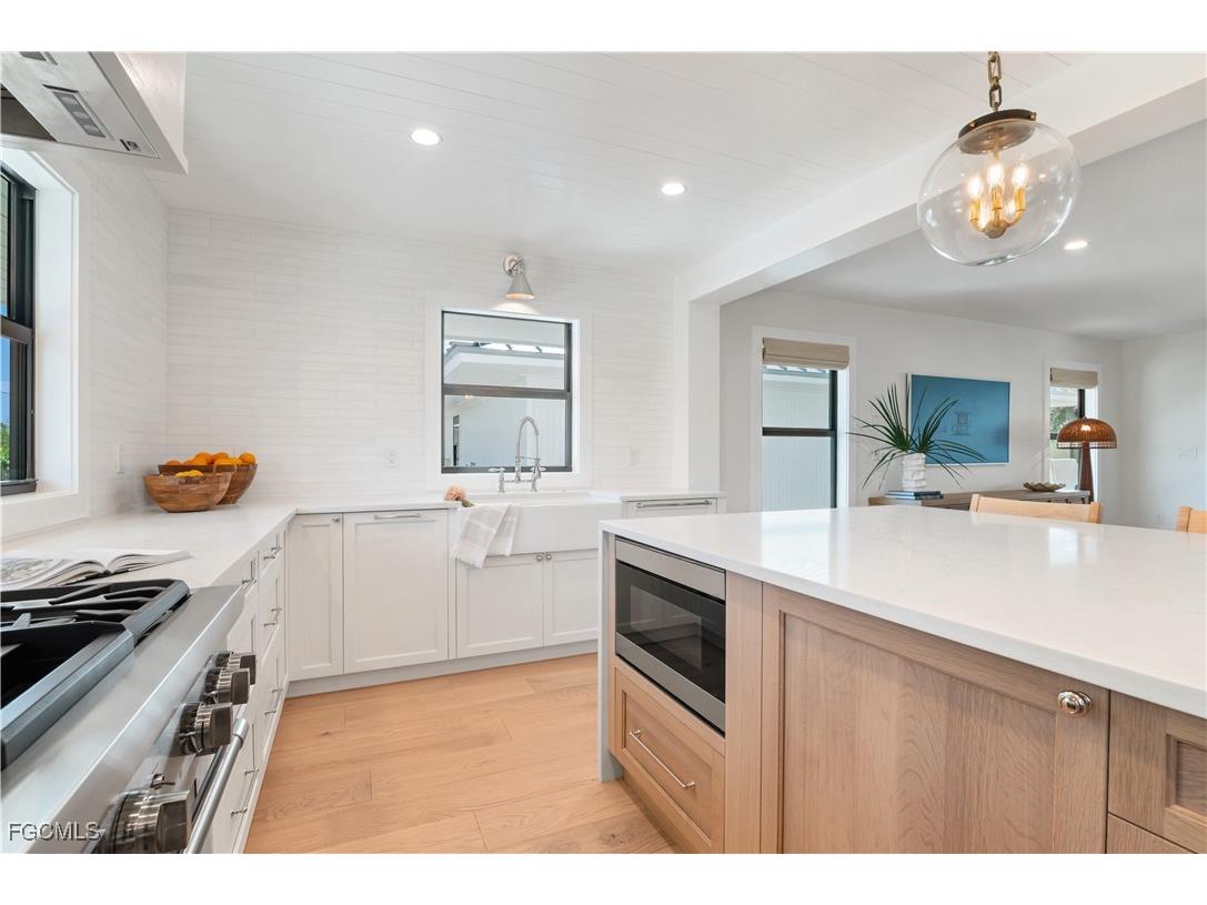 24 Beach Homes Captiva FL 33924 2025017647 image10