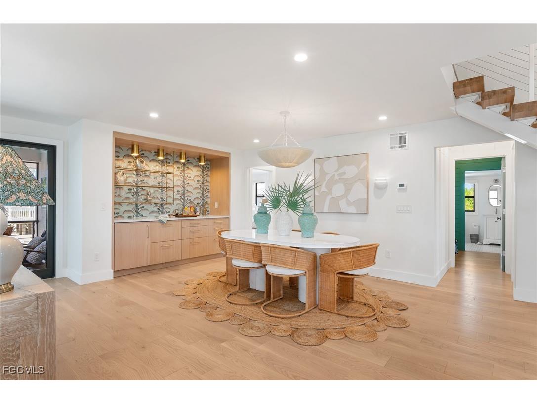 24 Beach Homes Captiva FL 33924 2025017647 image15