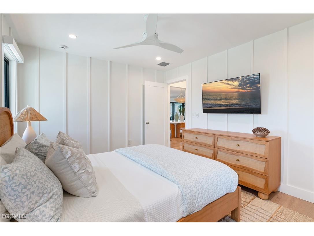 24 Beach Homes Captiva FL 33924 2025017647 image26