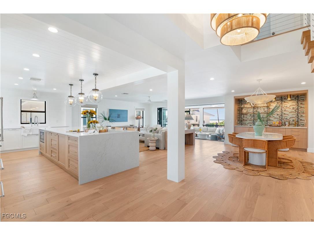 24 Beach Homes Captiva FL 33924 2025017647 image7