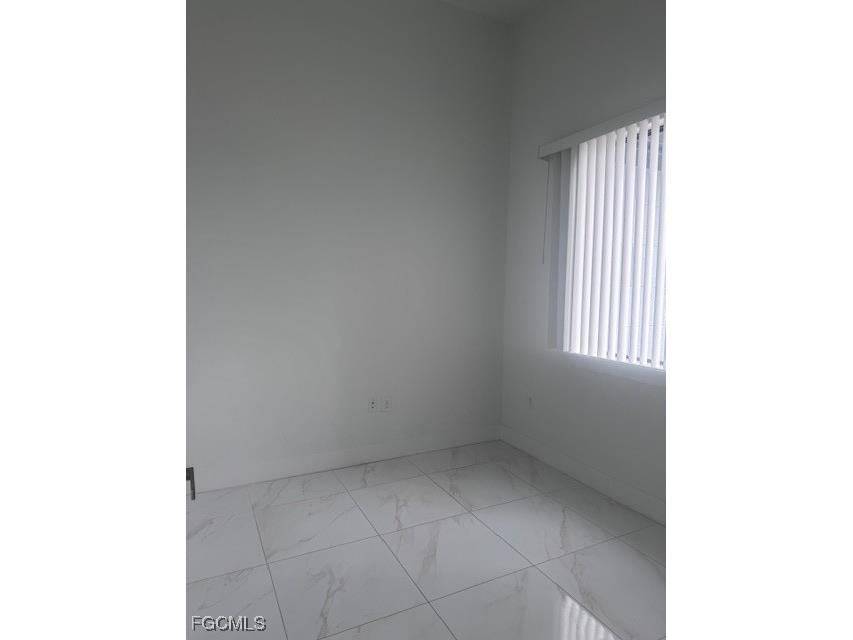 24 Chiquita Boulevard S Cape Coral FL 33991 2025023052 image11