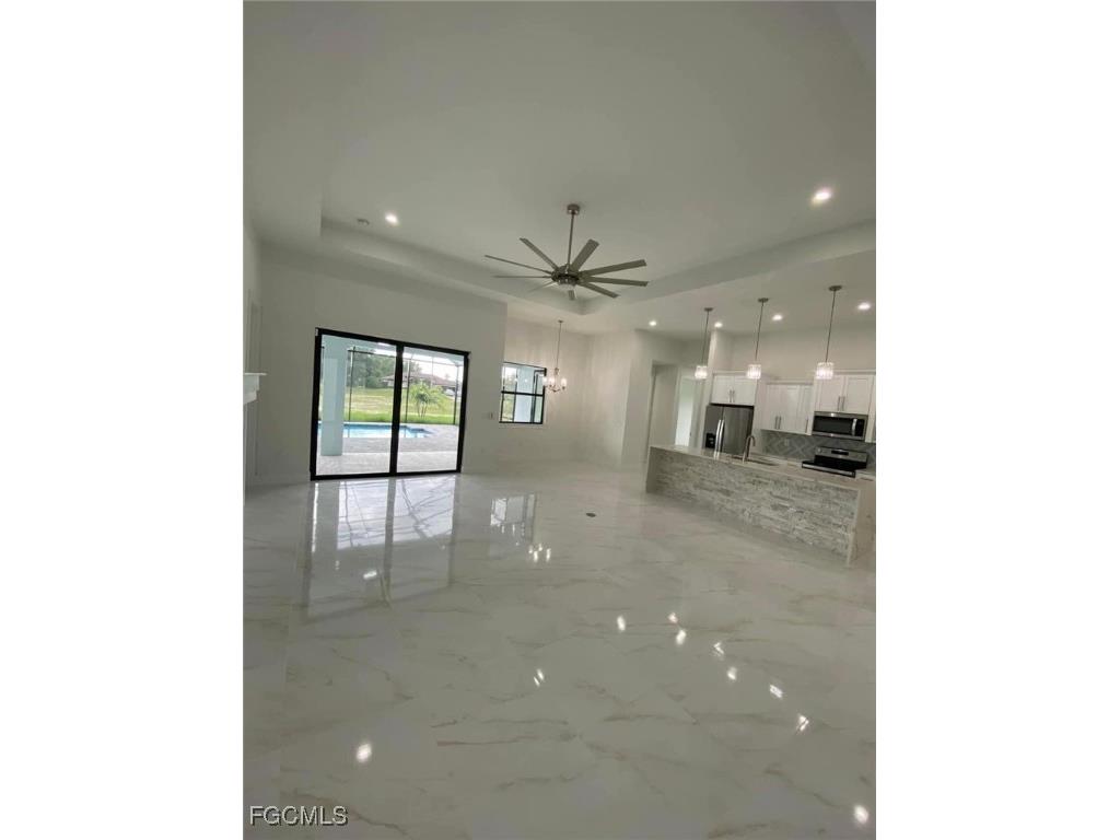 24 Chiquita Boulevard S Cape Coral FL 33991 2025023052 image3