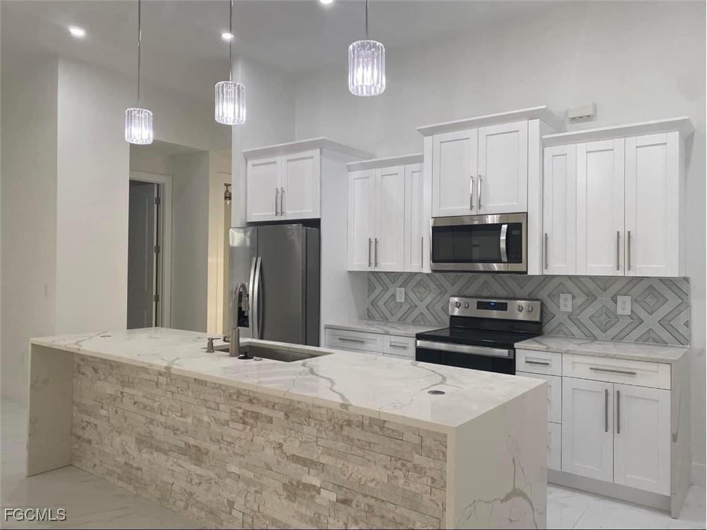 24 Chiquita Boulevard S Cape Coral FL 33991 2025023052 image6