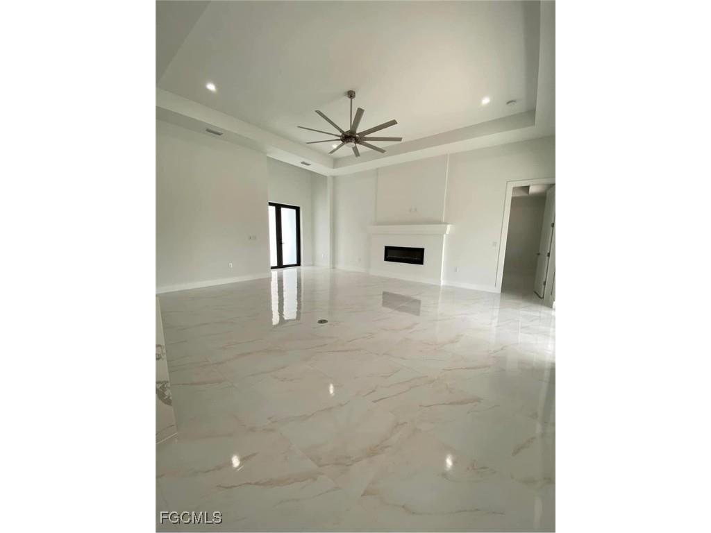 24 Chiquita Boulevard S Cape Coral FL 33991 2025023052 image7