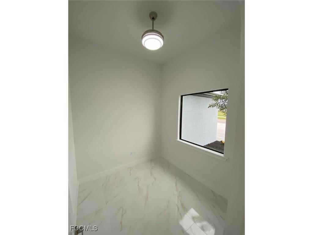 24 Chiquita Boulevard S Cape Coral FL 33991 2025023099 image11