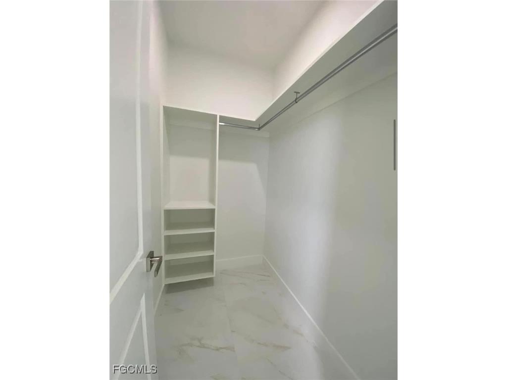 24 Chiquita Boulevard S Cape Coral FL 33991 2025023099 image12