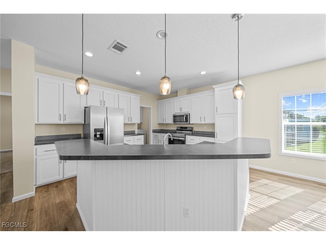 24 Red Poinciana Drive Fort Myers FL 33908 2025012310 image6