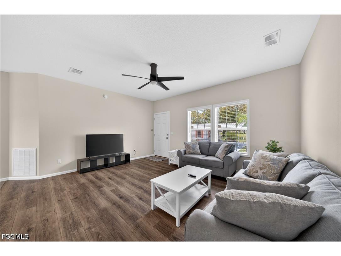 24 Red Poinciana Drive Fort Myers FL 33908 2026015535 image17