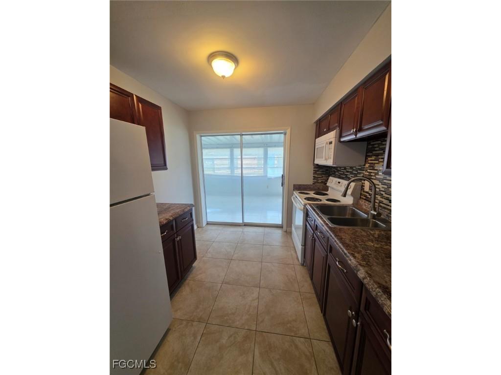 24 Temple Court Lehigh Acres FL 33936 2025014933 image4