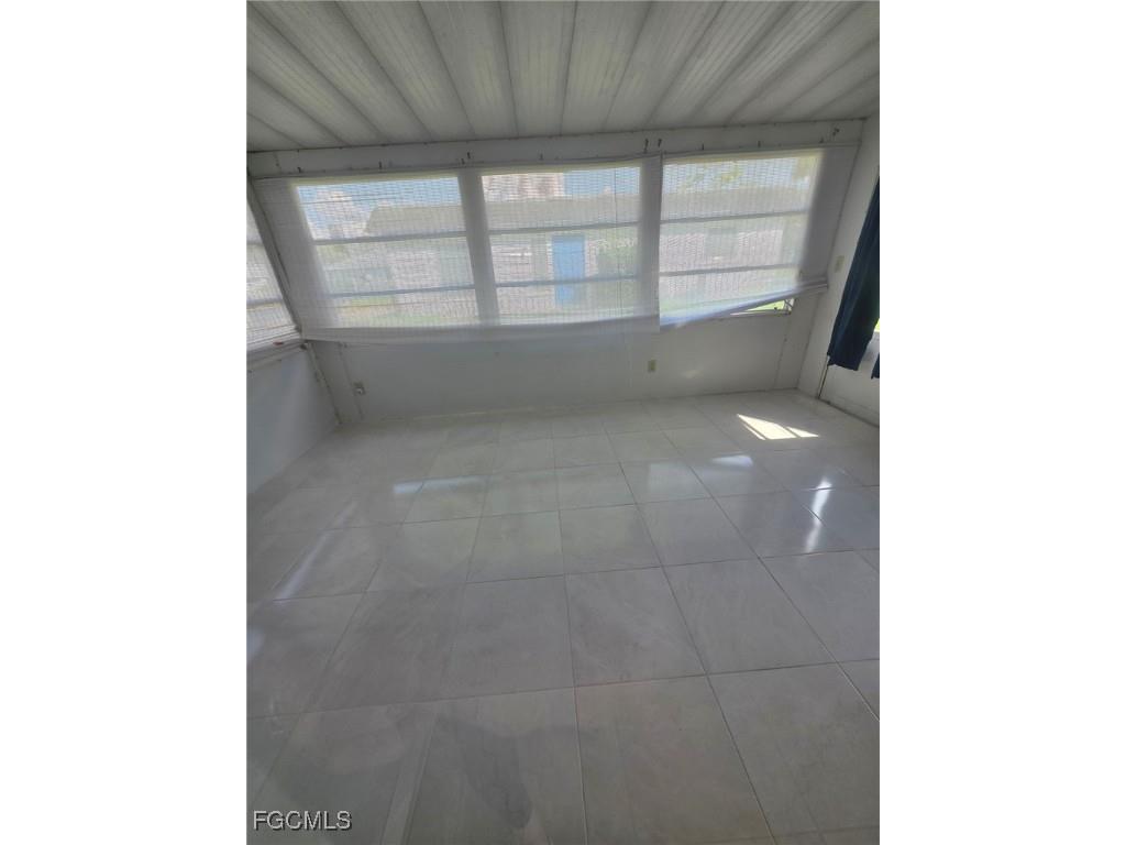 24 Temple Court Lehigh Acres FL 33936 2025014933 image6