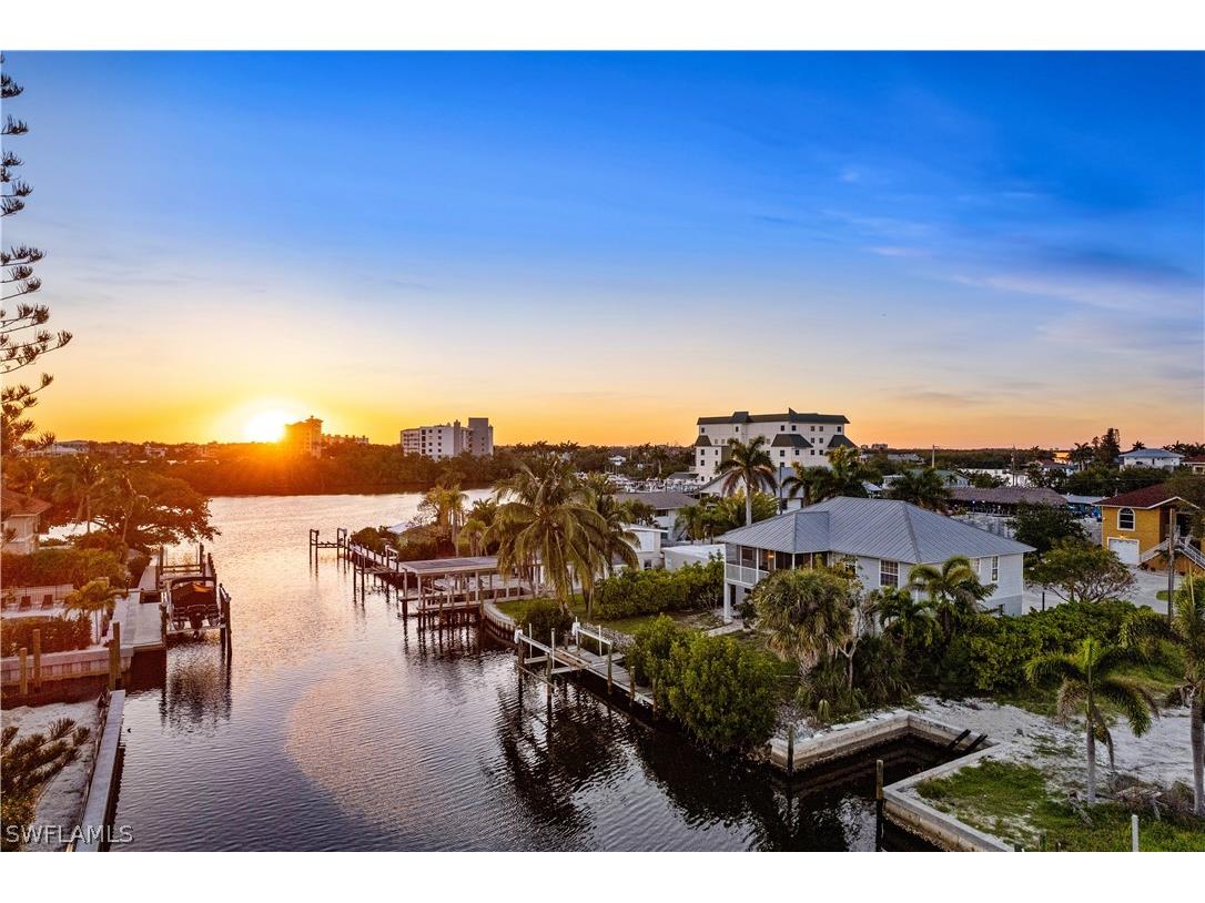 240 1st Street Bonita Springs FL 34134 224032754 image1