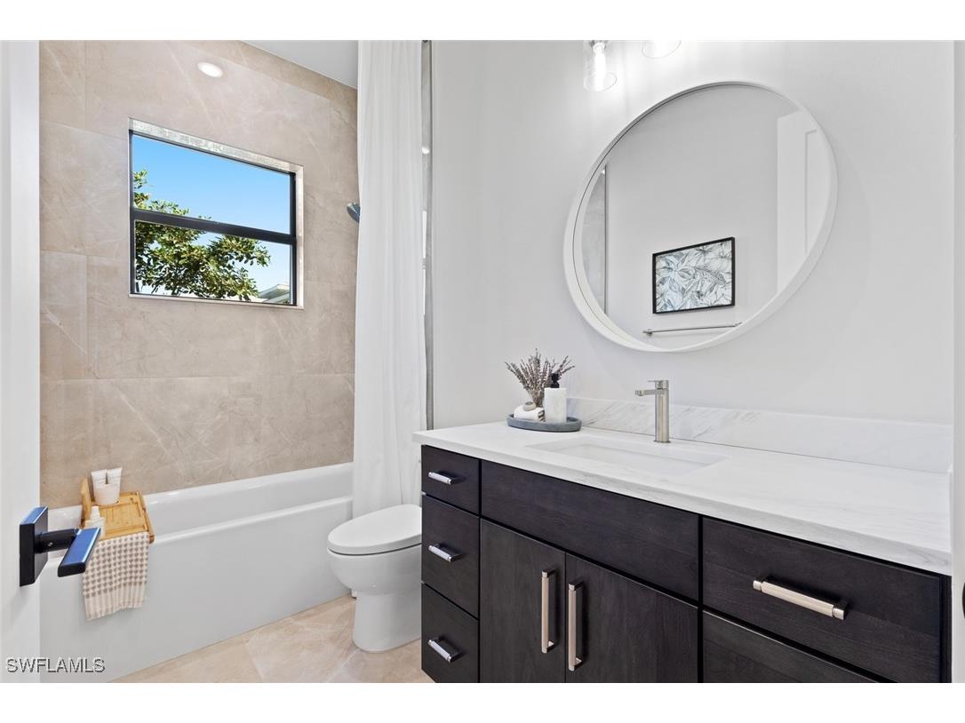 240 Allamanda Way Naples FL 34114 225056253 image37