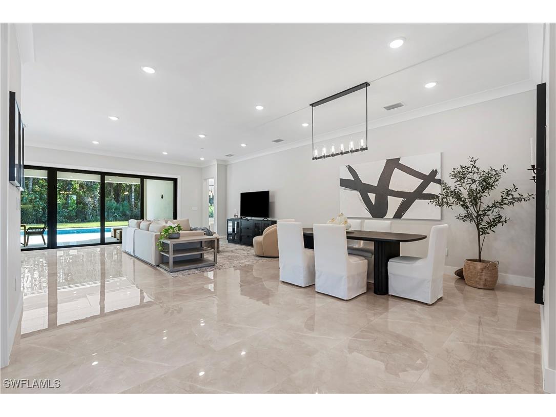 240 Allamanda Way Naples FL 34114 225056253 image5