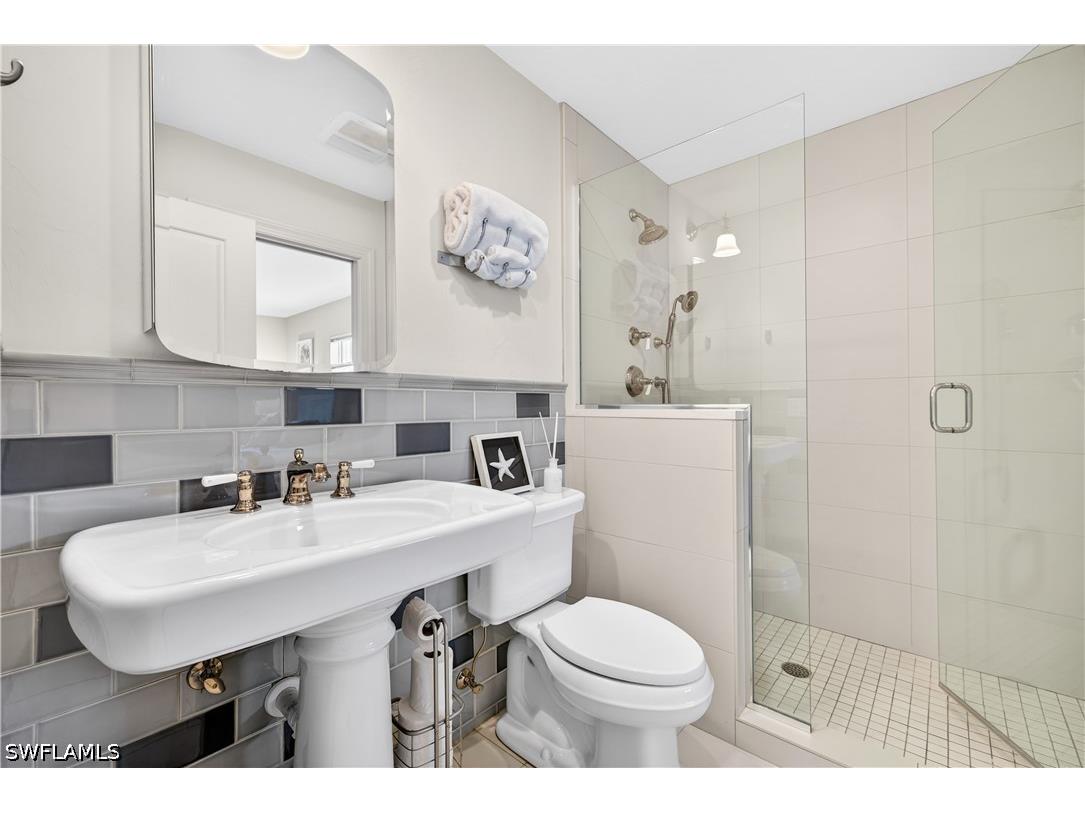 240 Channel Drive Naples FL 34108 226023119 image22