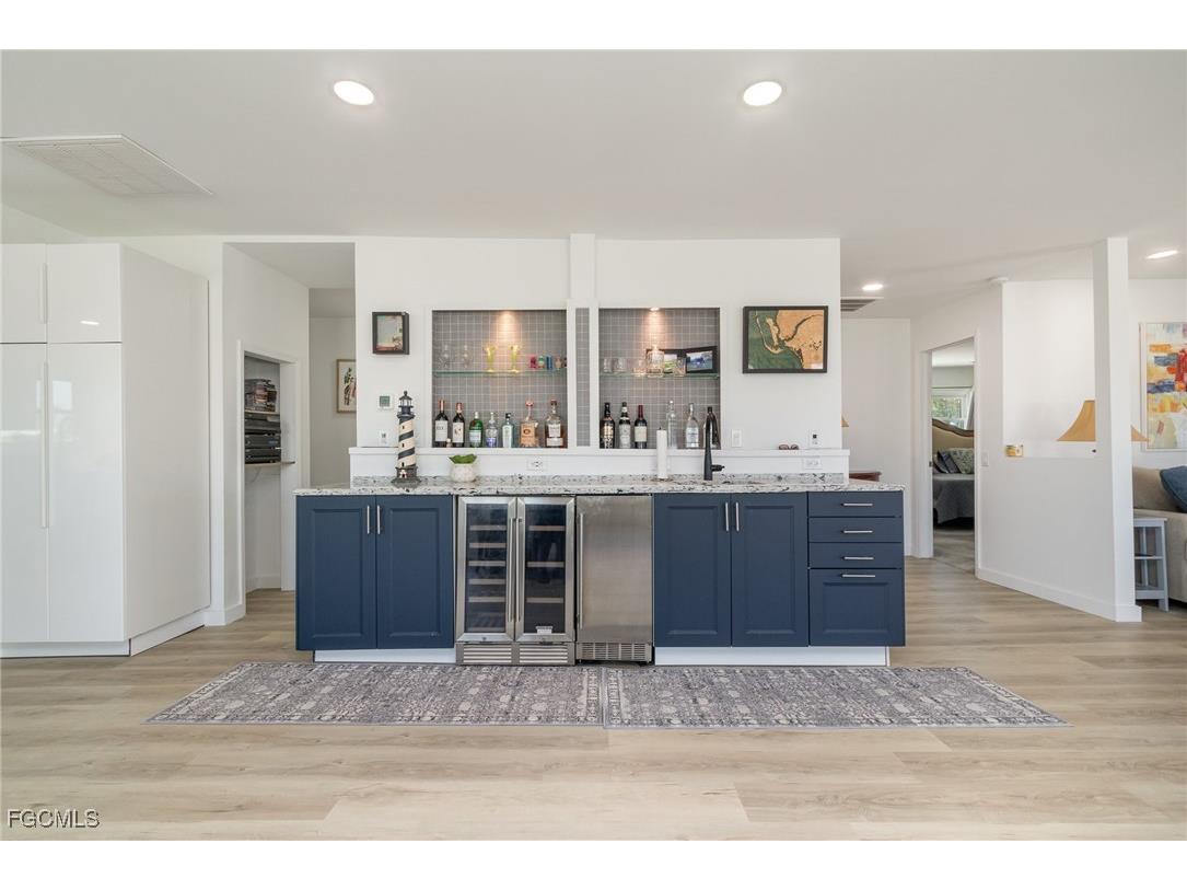 240 Driftwood Lane Fort Myers Beach FL 33931 2025025469 image12