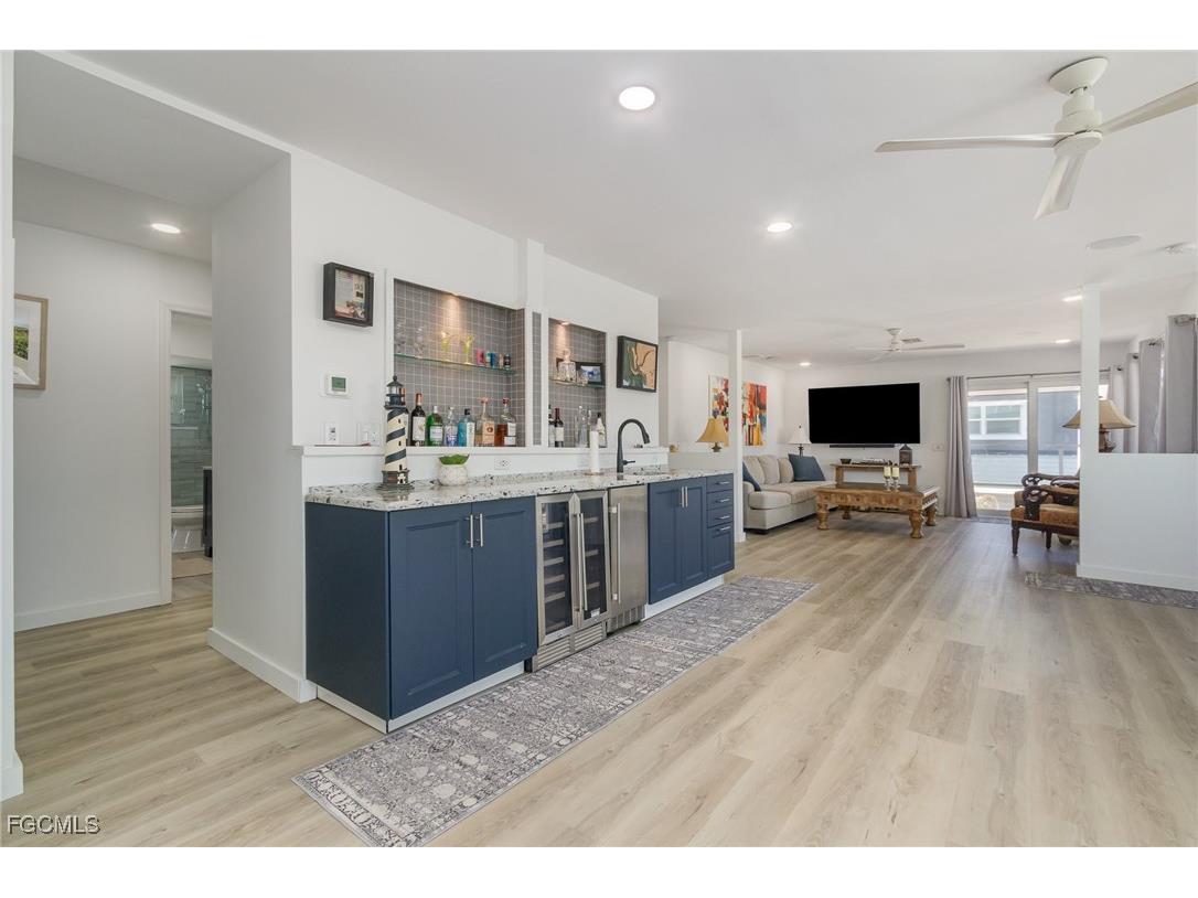 240 Driftwood Lane Fort Myers Beach FL 33931 2025025469 image14