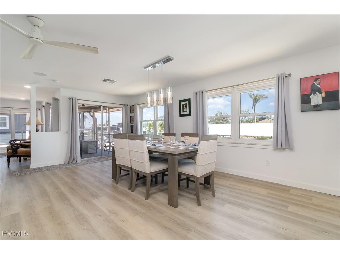 240 Driftwood Lane Fort Myers Beach FL 33931 2025025469 image16