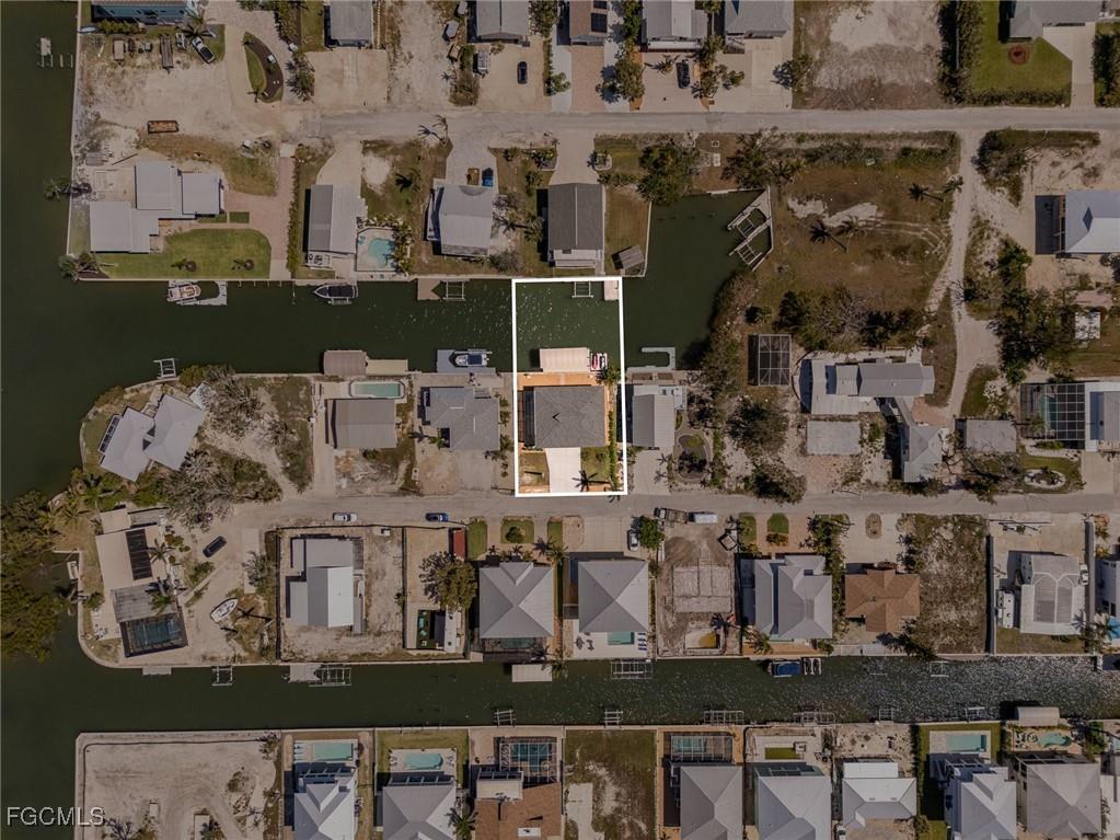 240 Driftwood Lane Fort Myers Beach FL 33931 2025025469 image30